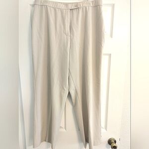Kim Rogers Signature Size 16 Beige Long Pants